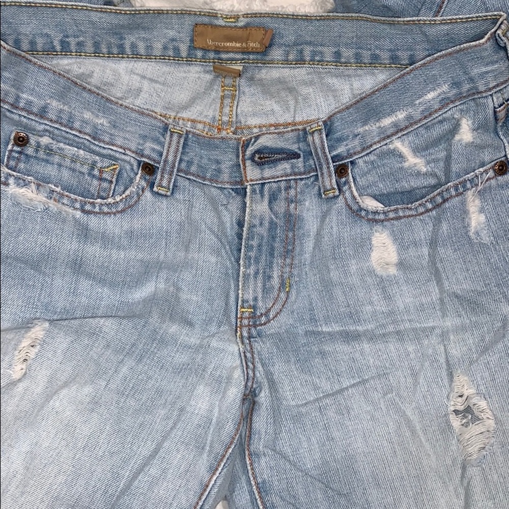Abercrombie & Fitch | Ripped Jeans